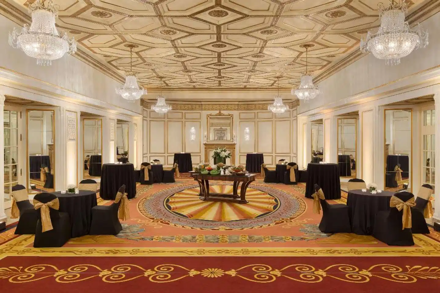 Fairmont Hotel Vancouver Lobby