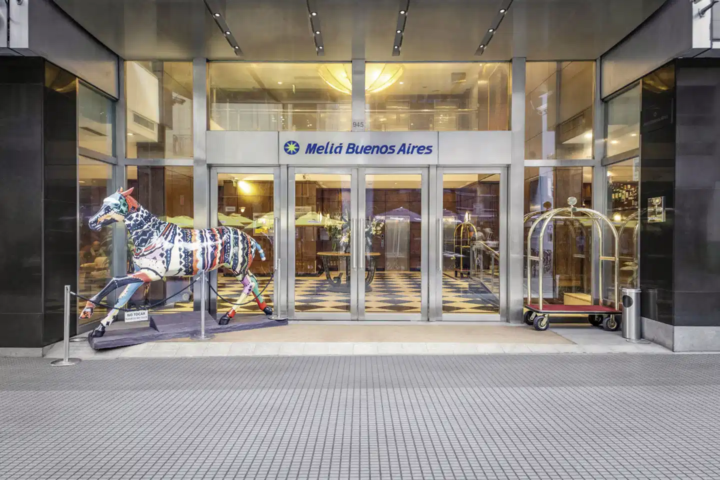 DoubleTree by Hilton Buenos Aires Aussenansicht