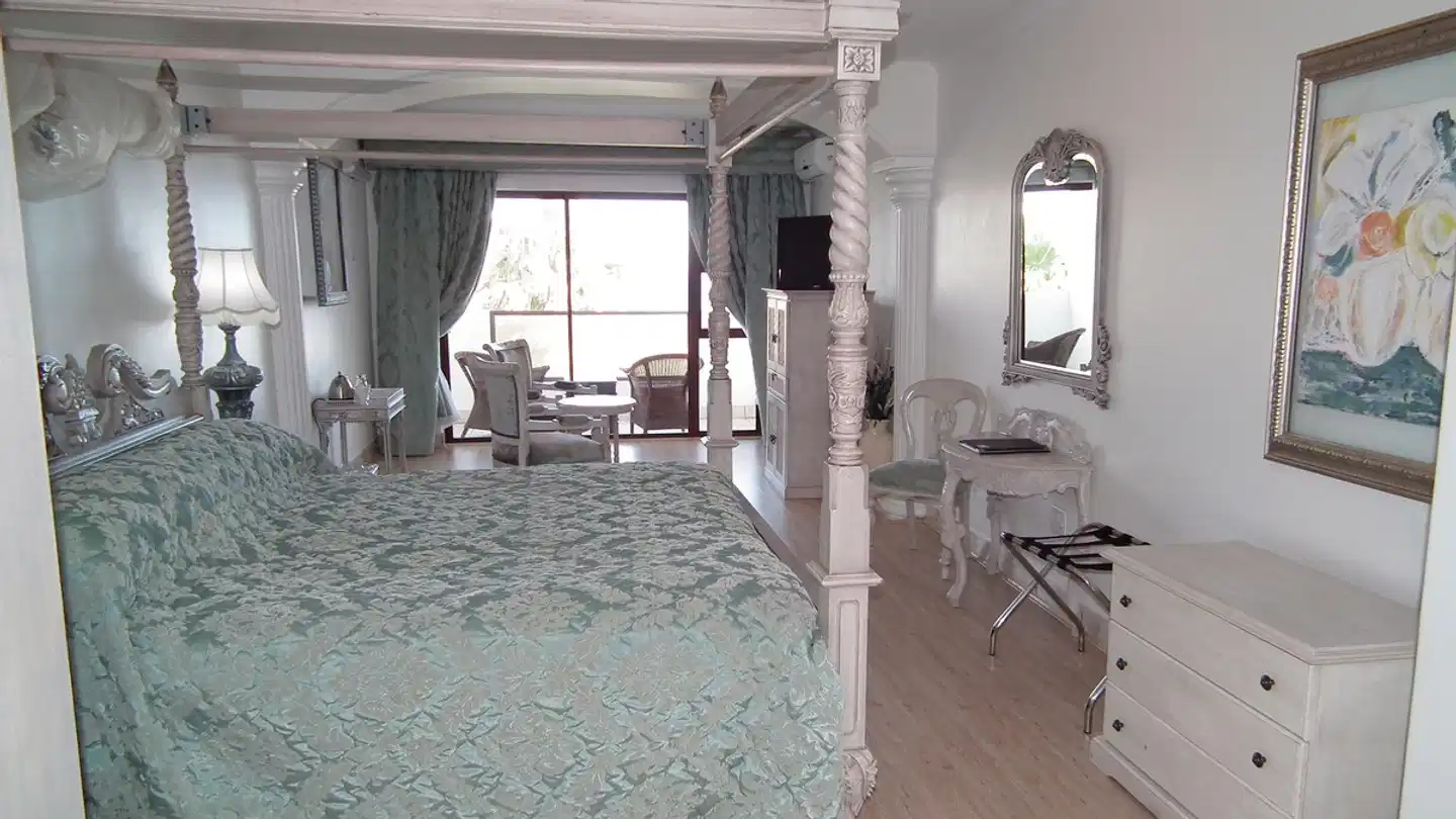 Misty Waves Boutique Hotel Lobby