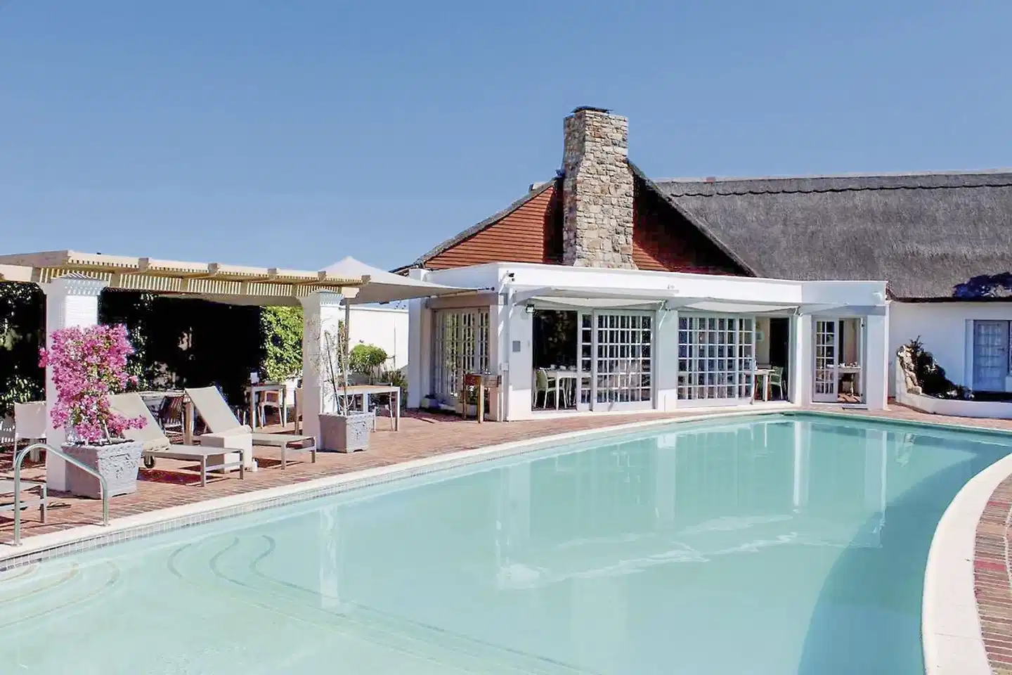 Whale Rock Luxury Lodge Pool