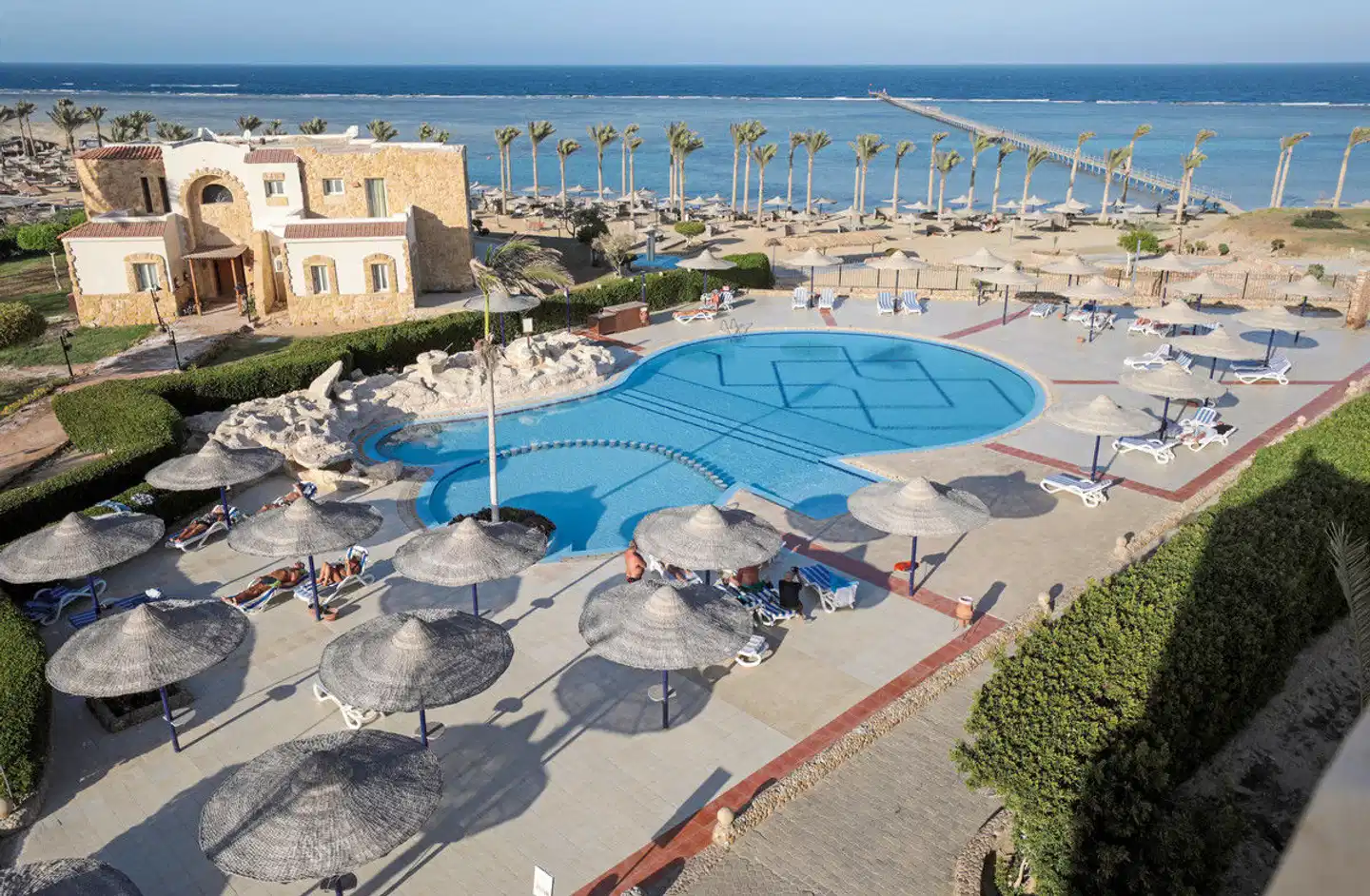 Blend Elphistone Resort Pool