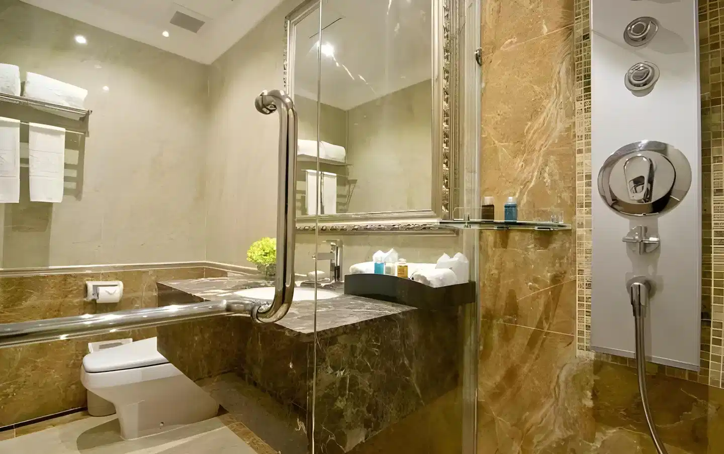 LK Royal Suite Badezimmer