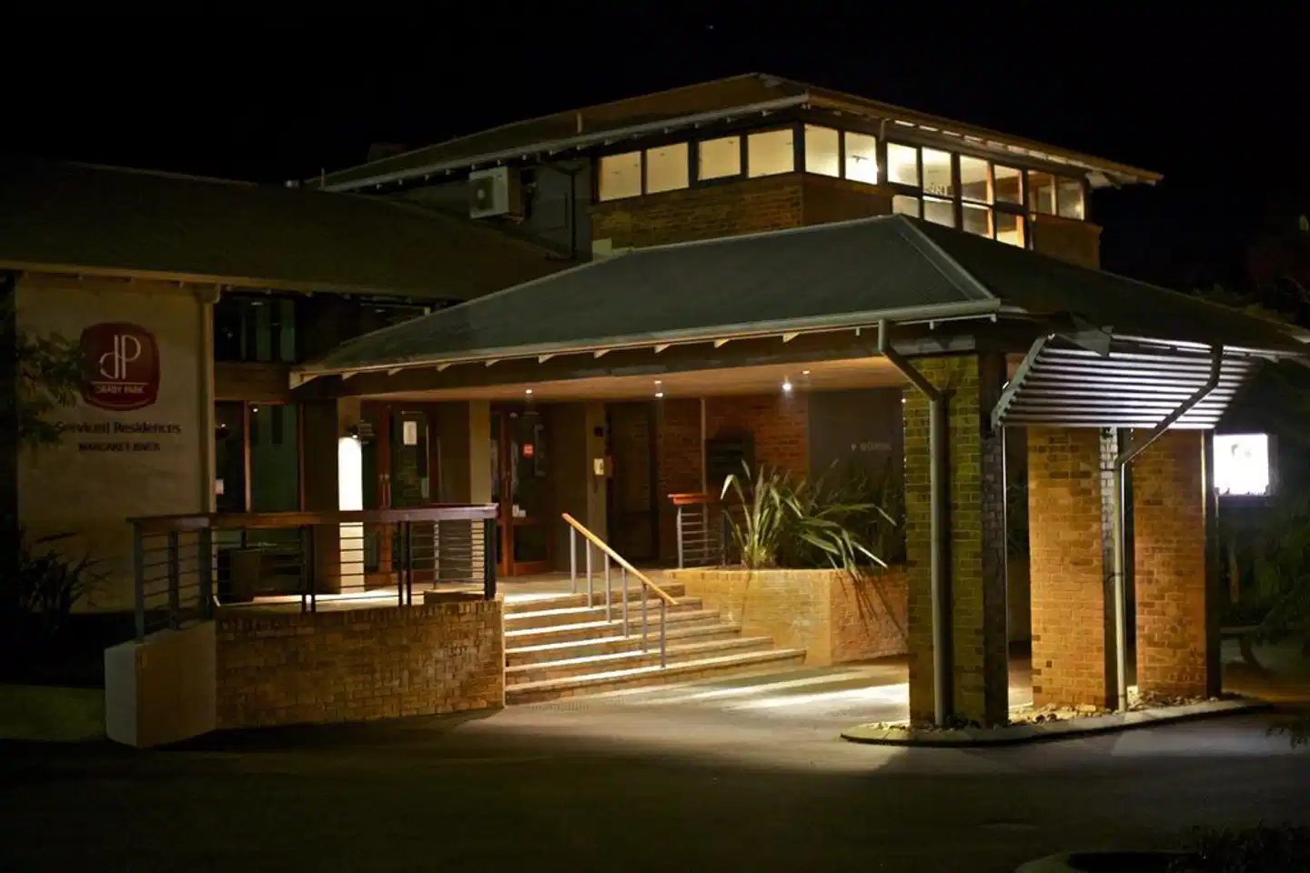 Margarets In Town Apartments Terrasse