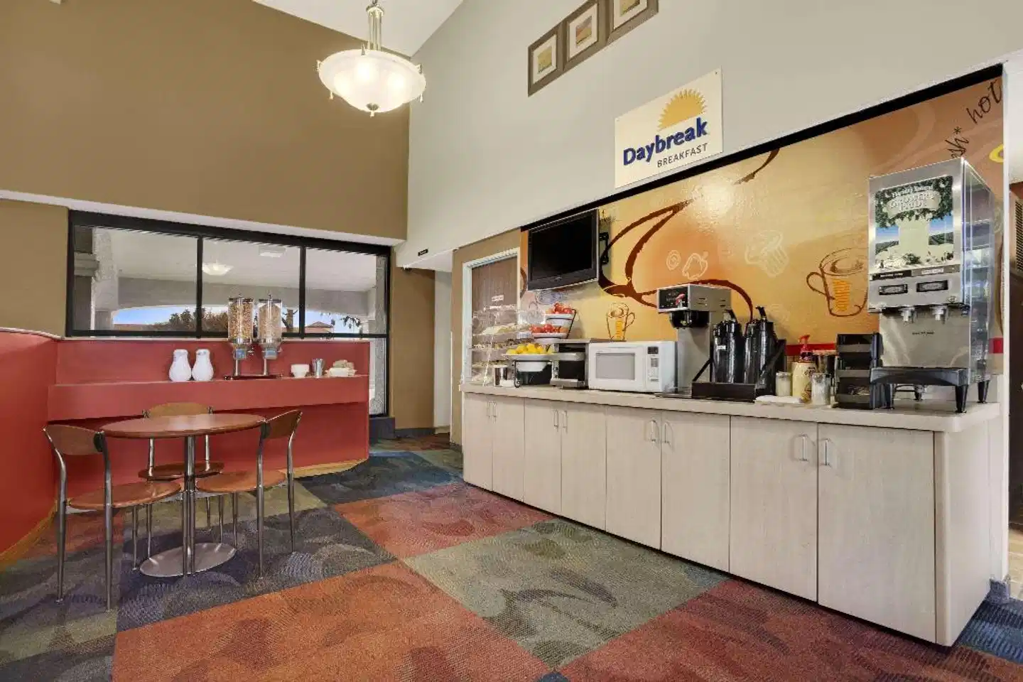 Days Inn by Wyndham Buena Park Lobby
