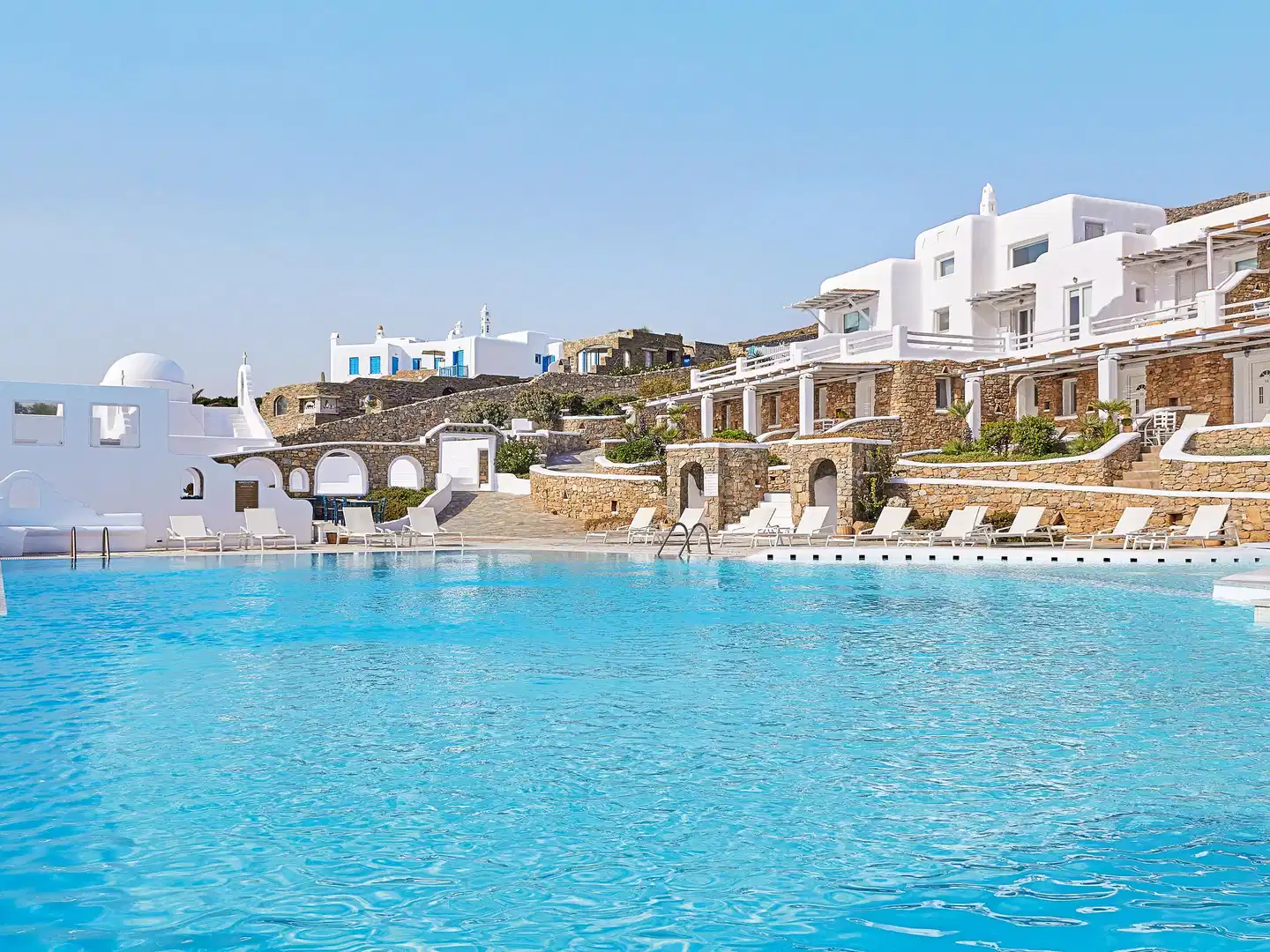 Mykonos Lolita a Grecotel Resort to Live Pool