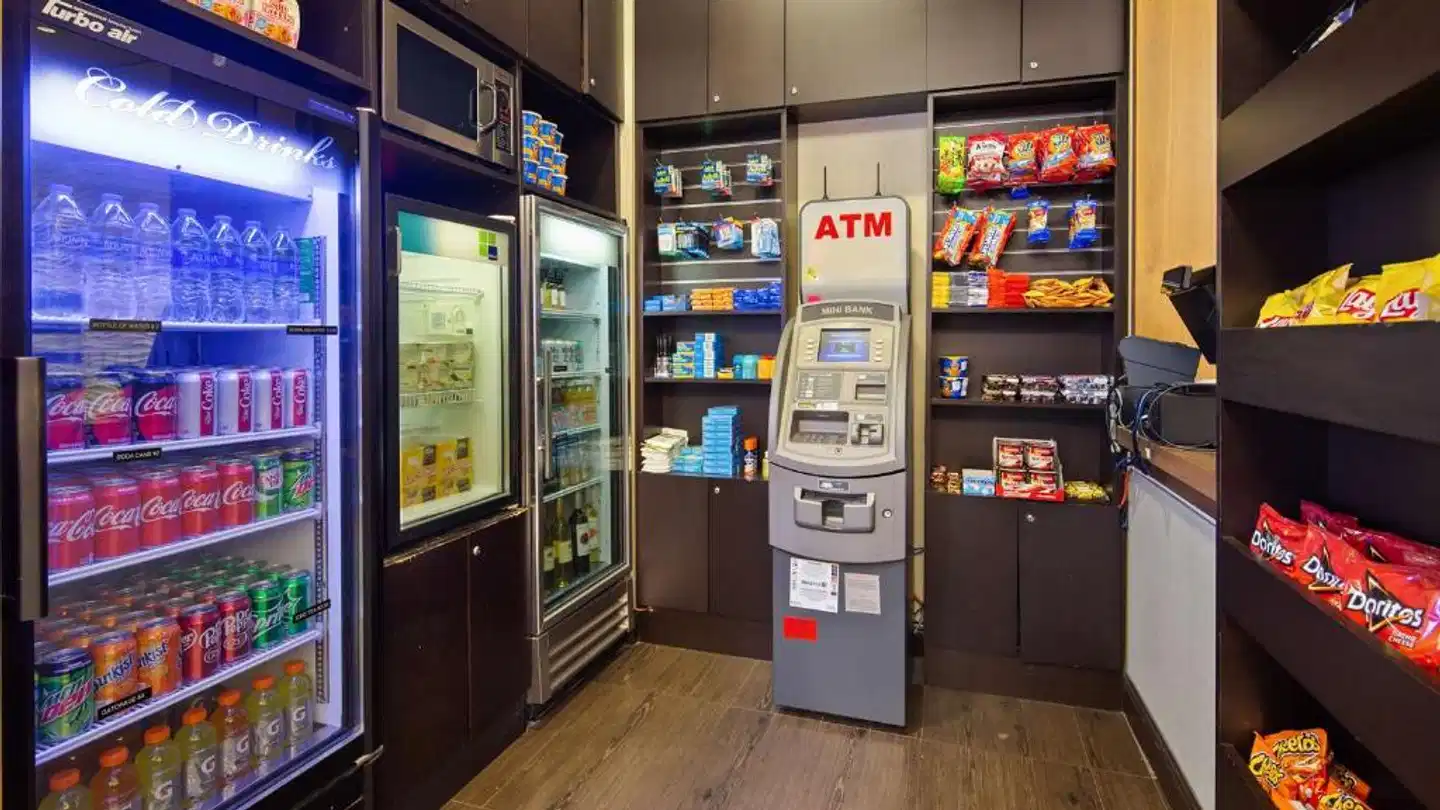 Best Western Premier Miami International Airport Hotel & Suites Lobby