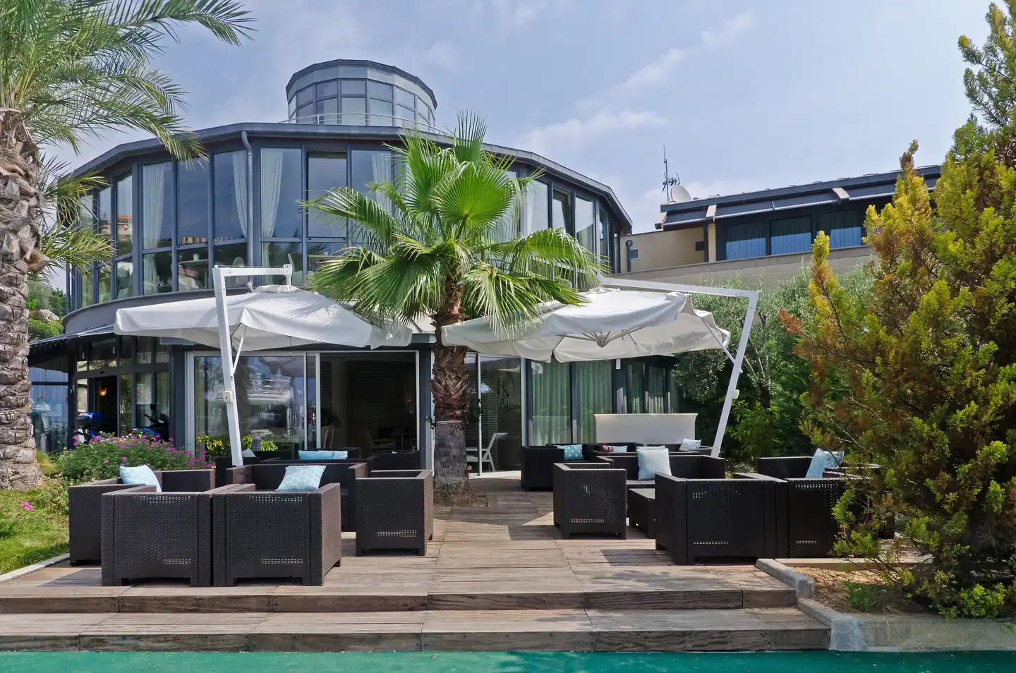 Riviera dei Fiori Pool