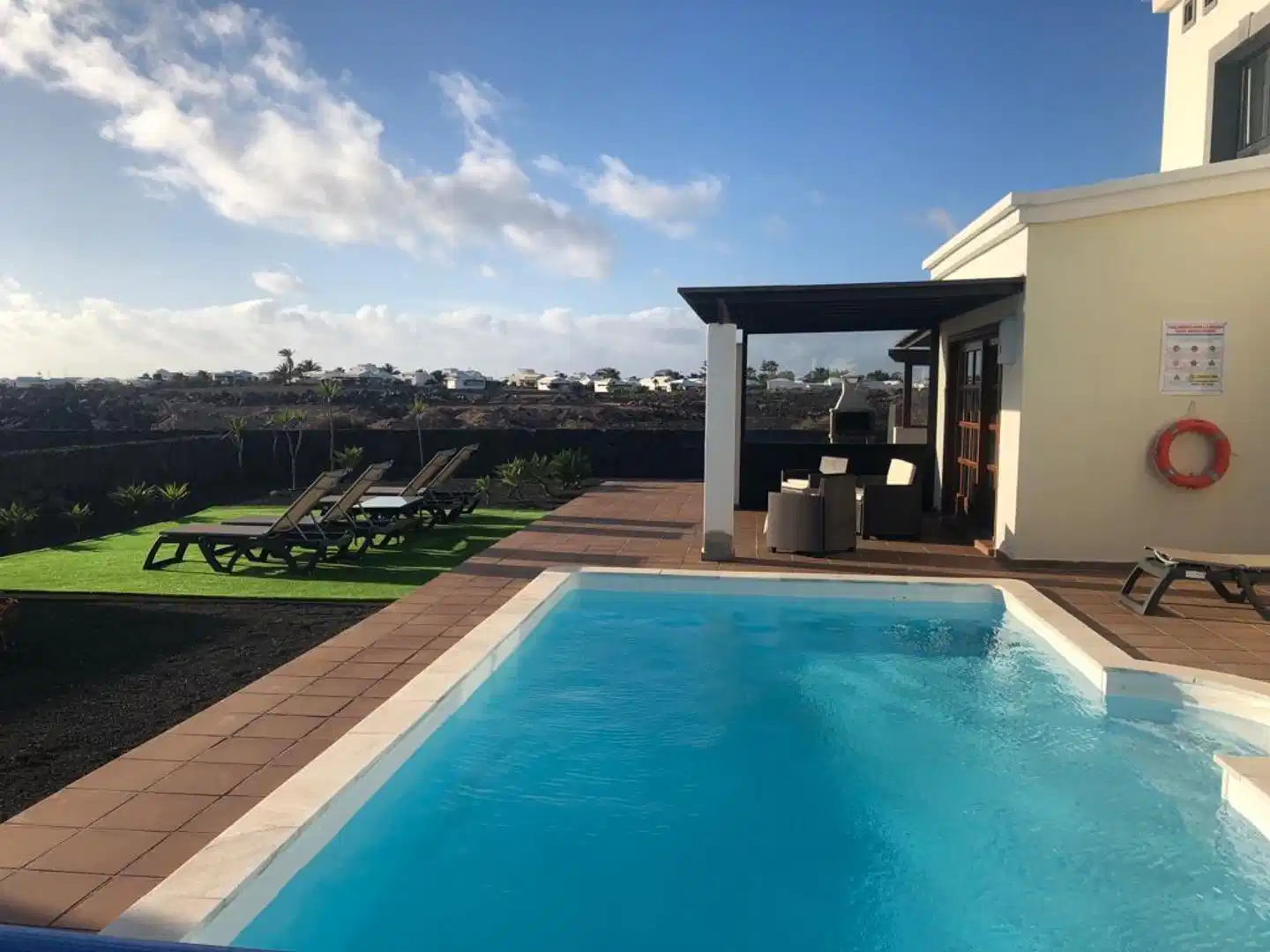 Villas Coral Deluxe Pool