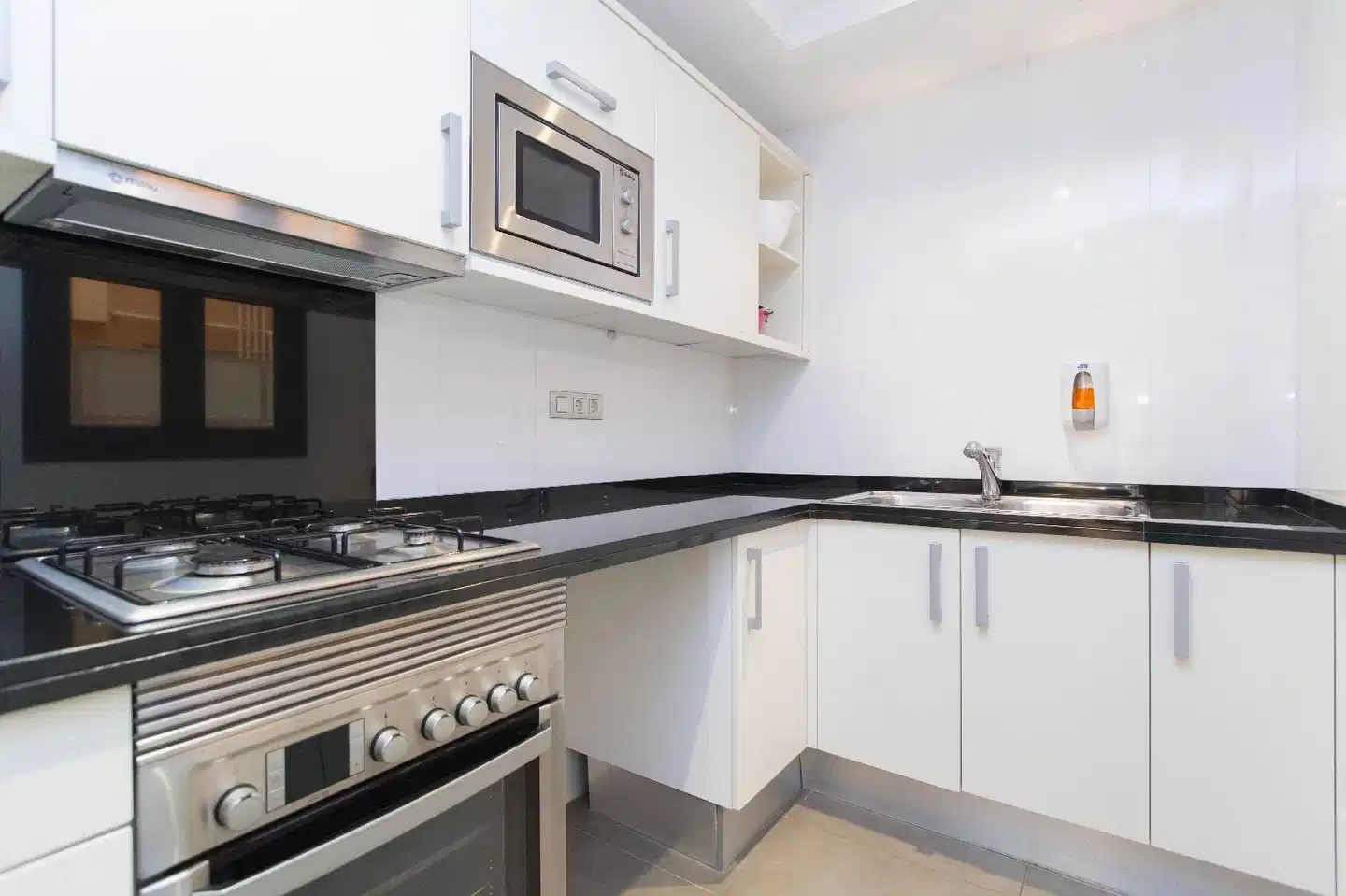 AinB Sagrada Familia Apartments Wohnbeispiel