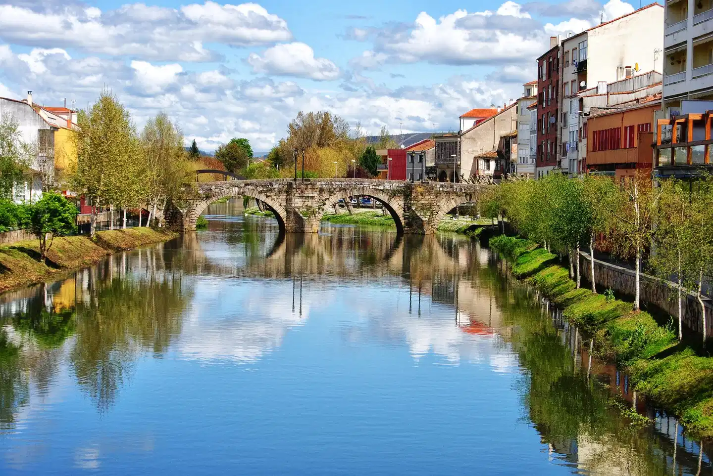 Hostal Puente Romano Pool