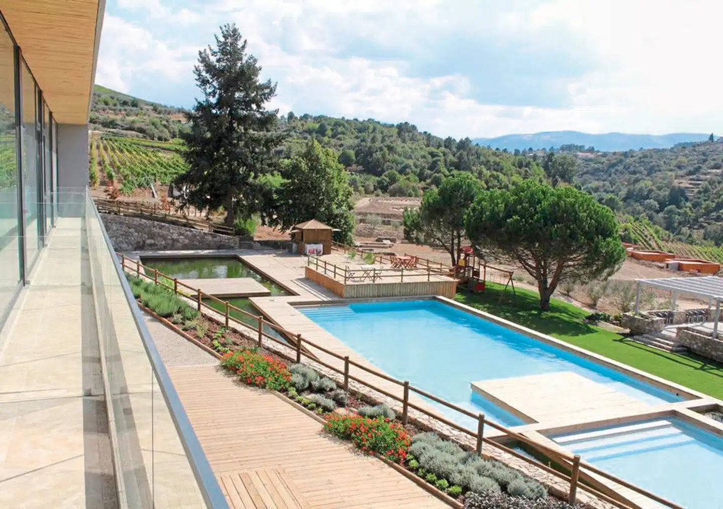 Douro Cister Hotel Pool