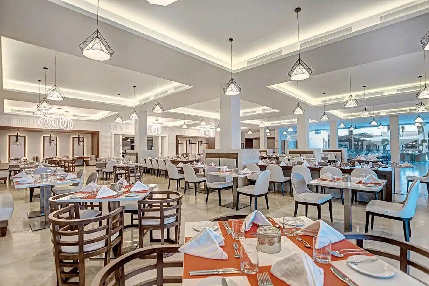 Royalton Blue Waters Montego Bay, An Autograph Collection All Inclusive Resort Restaurant