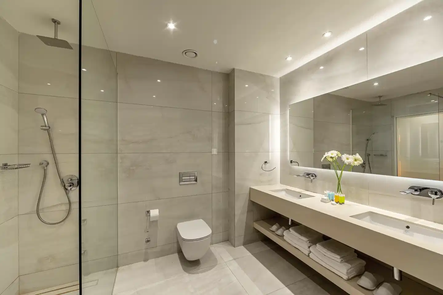 Chrysomare Beach Hotel and Resort Badezimmer