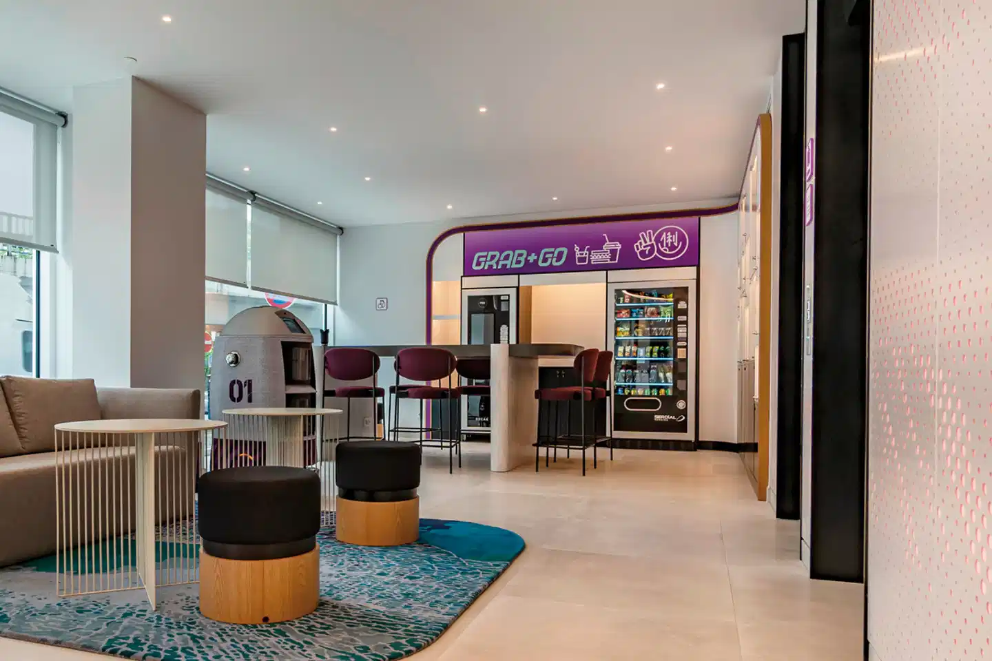 Yotel Porto Lobby
