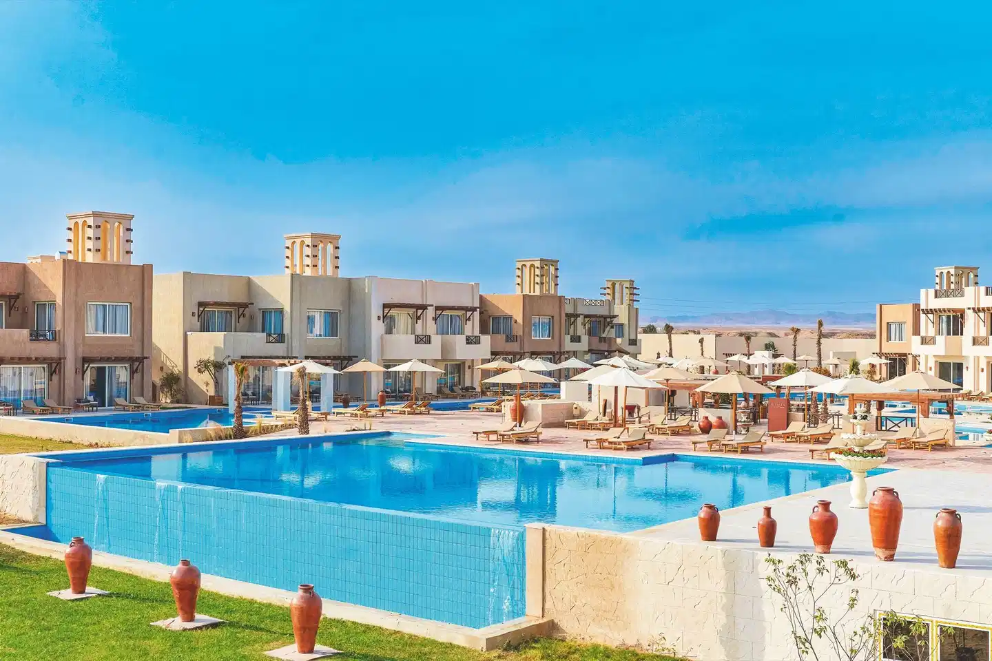 True Beach Village POOL