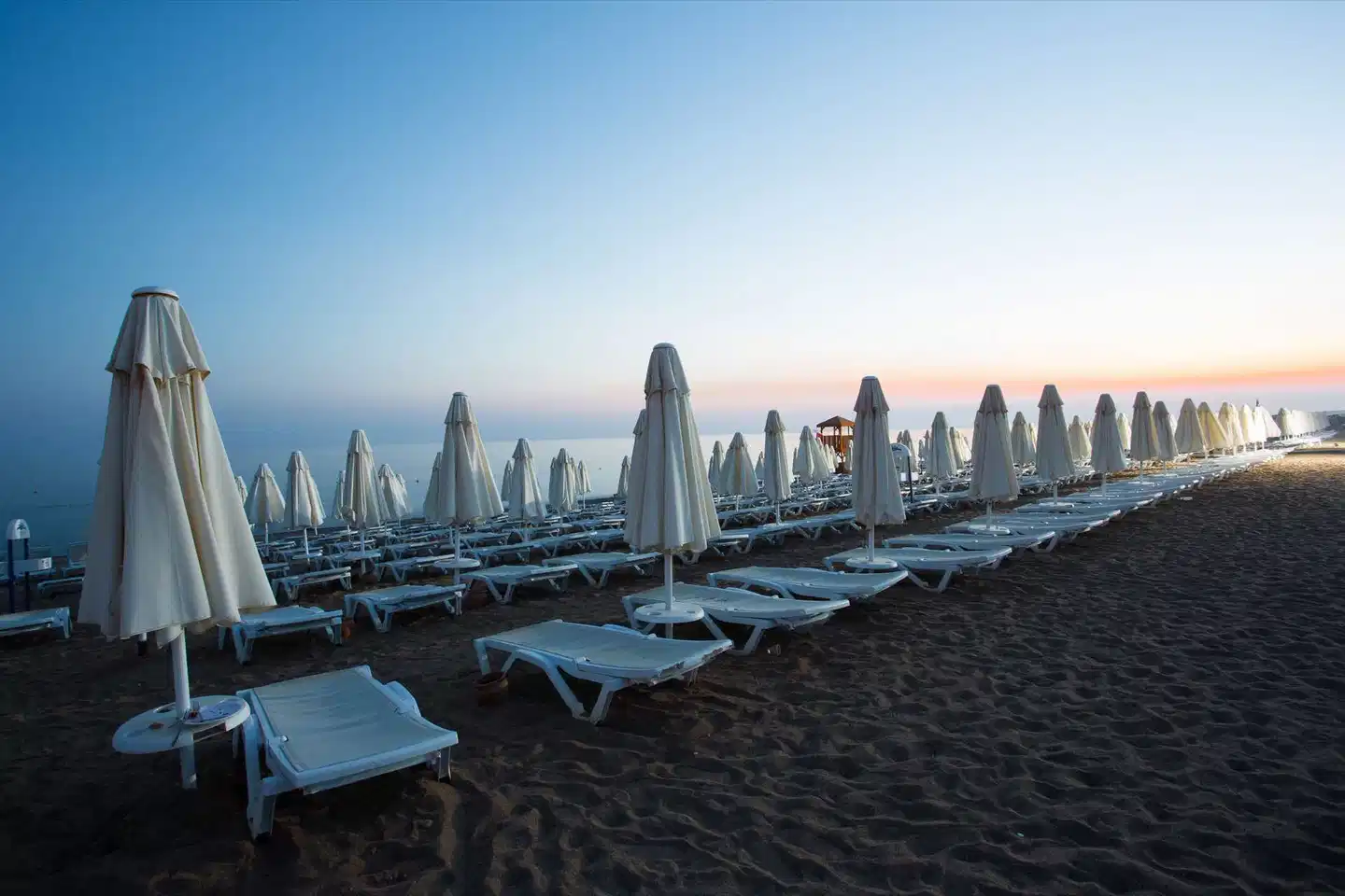 Water Side Resort BEACH