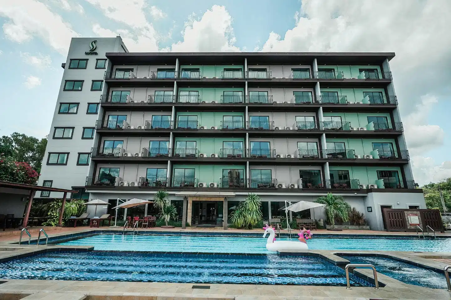 Savotel Aussenansicht