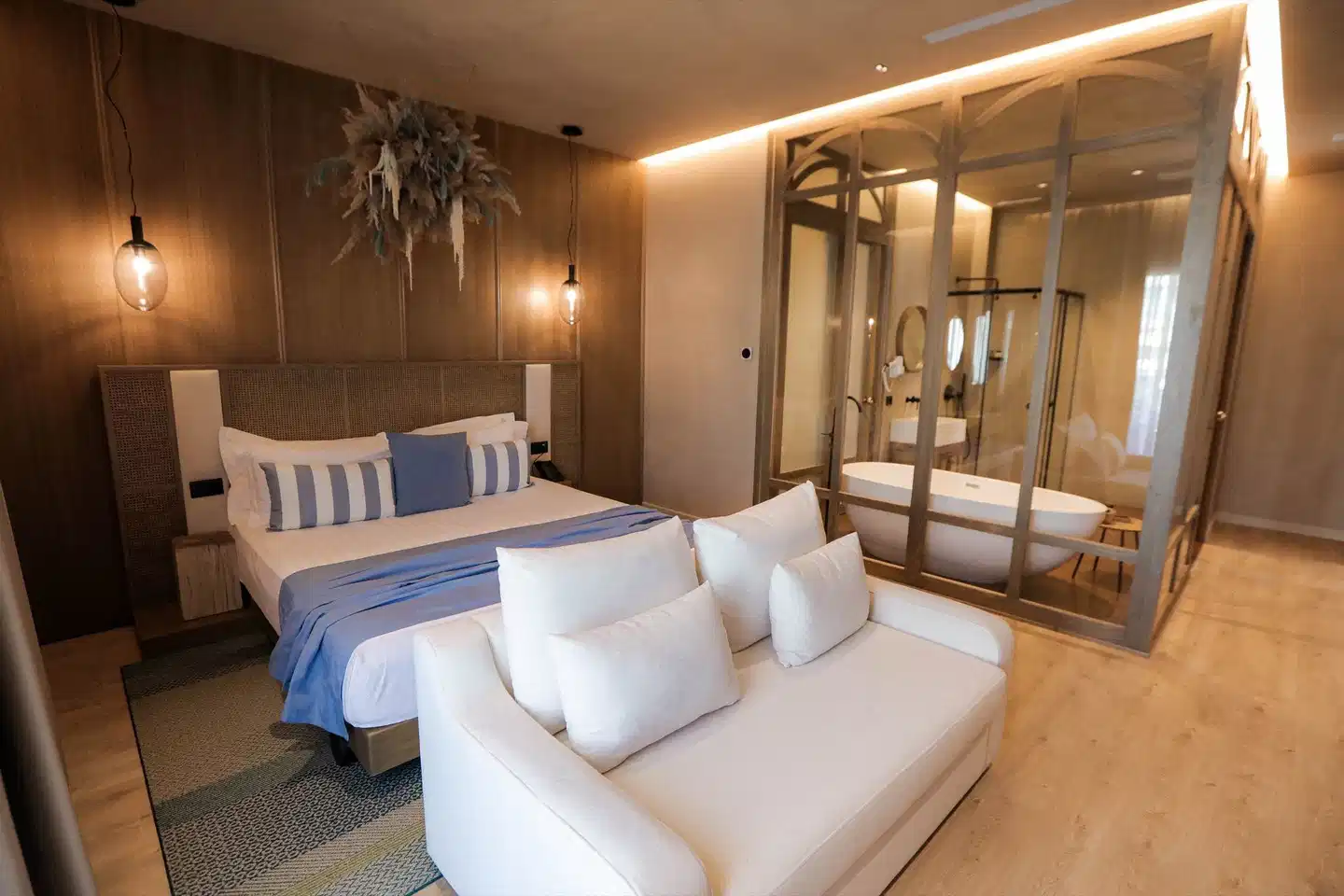 Garden Hotel ACCOMMODATION