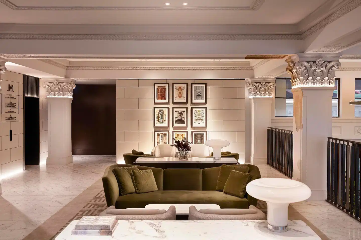 Hilton Melbourne Little Queen Street Lobby