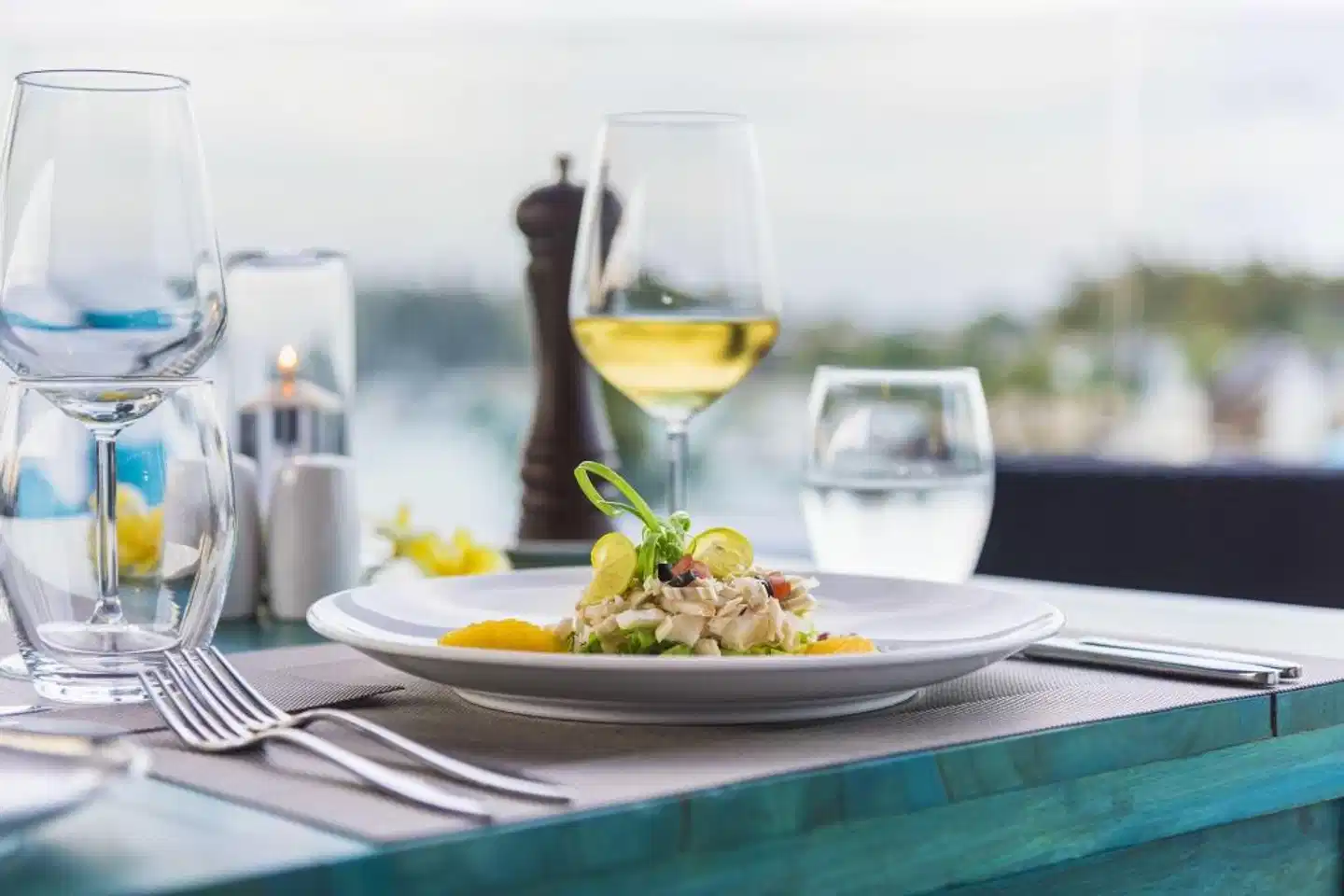 Azur Paradise Restaurant