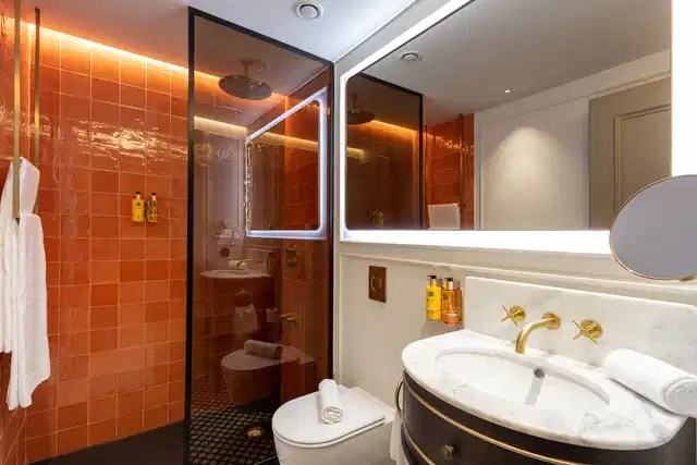 Upon Angels - Adults Only Wohnbeispiel