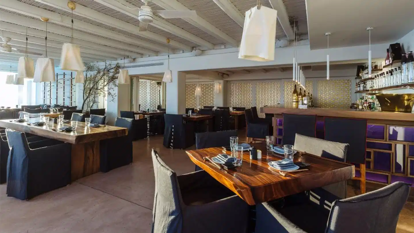 Cavo Tagoo RESTAURANT