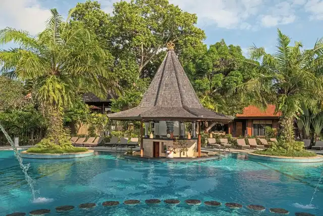 Bali Tropic Resort & Spa POOL