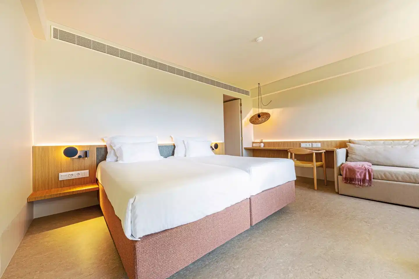 Ozadi Altura Beach Resort ACCOMMODATION