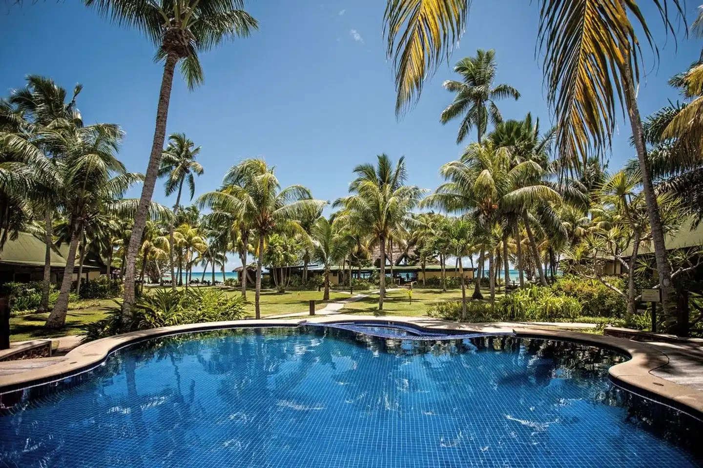 Paradise Sun Hotel POOL