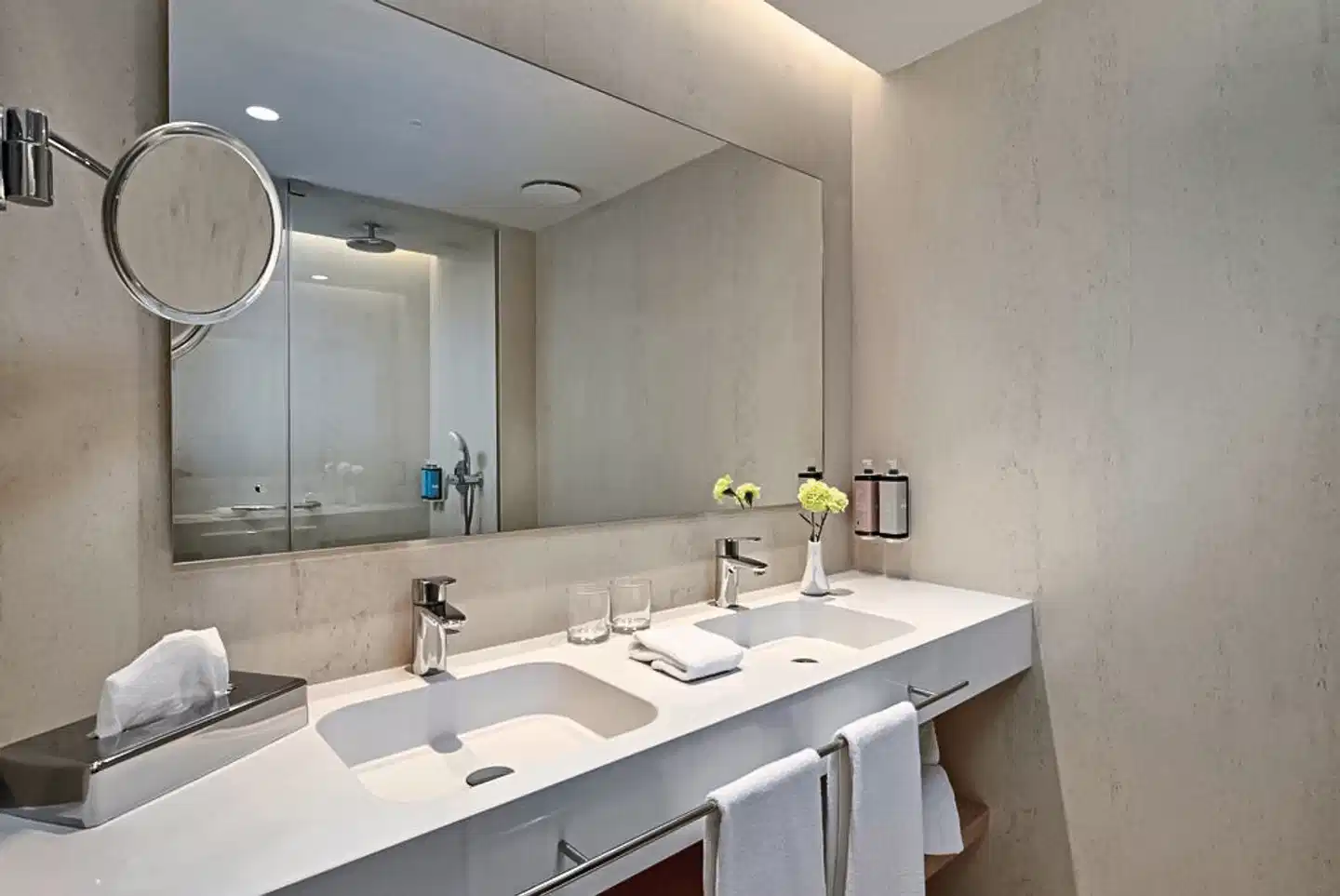 Hipotels Mediterraneo Badezimmer