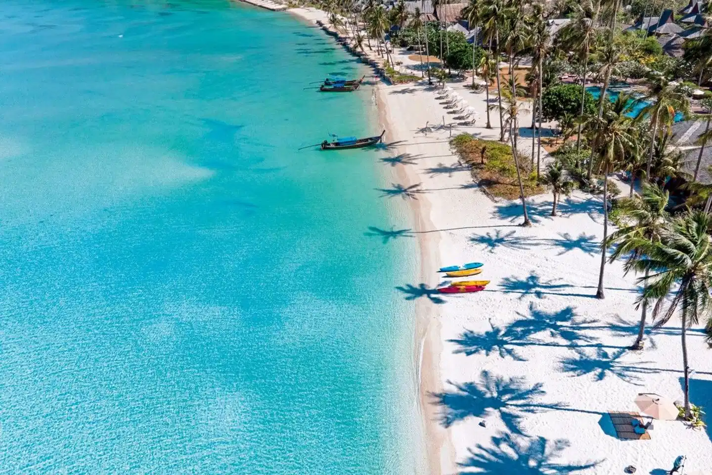 SAii Phi Phi Island Village BEACH