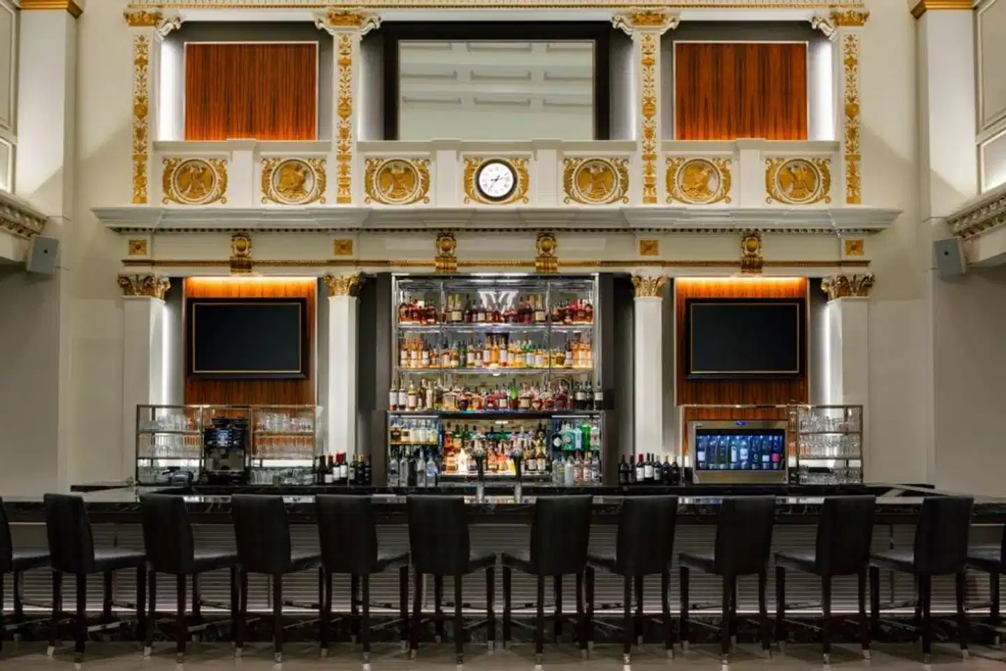 Boston Park Plaza Bar