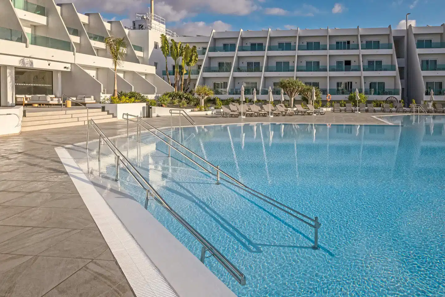 Radisson Blu Resort Lanzarote POOL