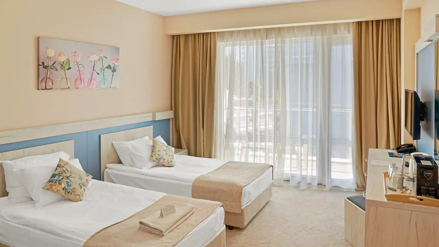 DIT Evrika Beach Club Hotel Wohnbeispiel