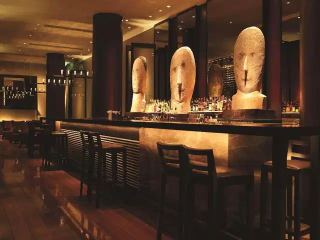 Grand Hyatt Melbourne Bar