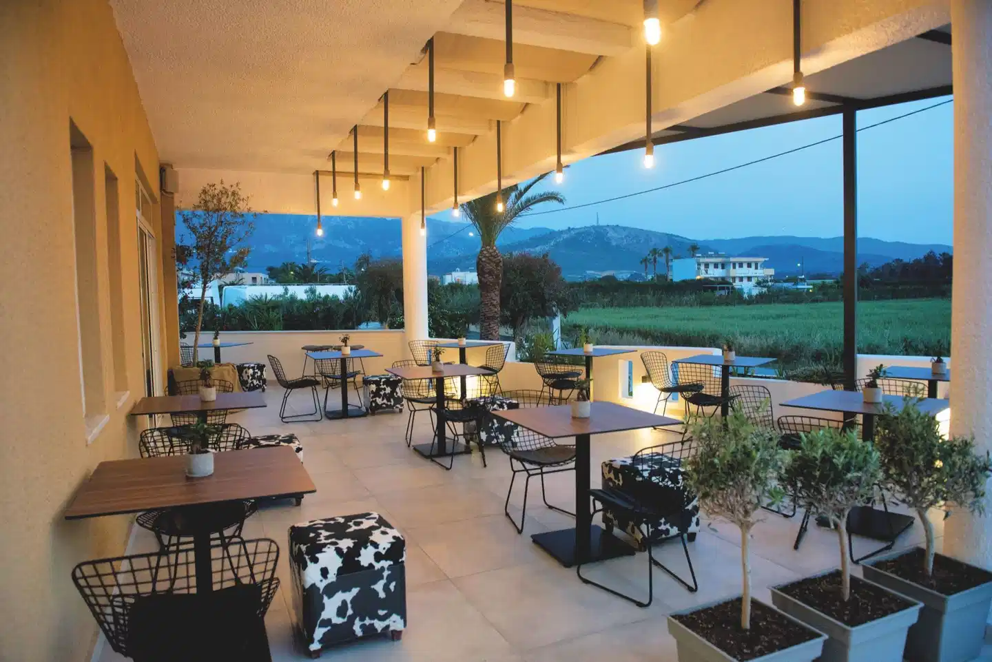 Golden Star Relax Hotel Restaurant