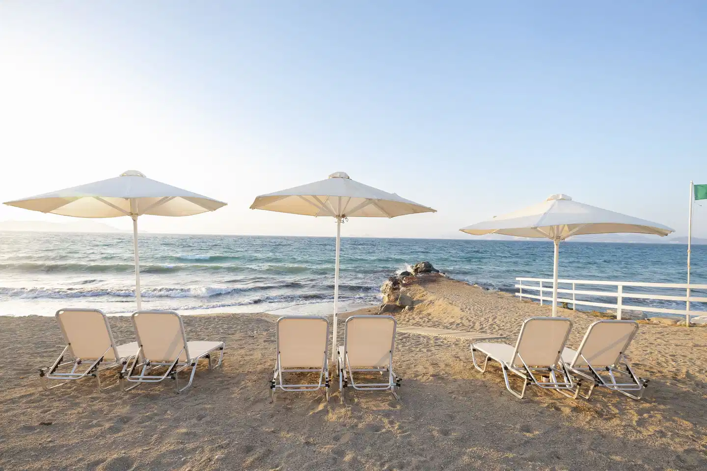 White Olive Marine Aquapark Strand