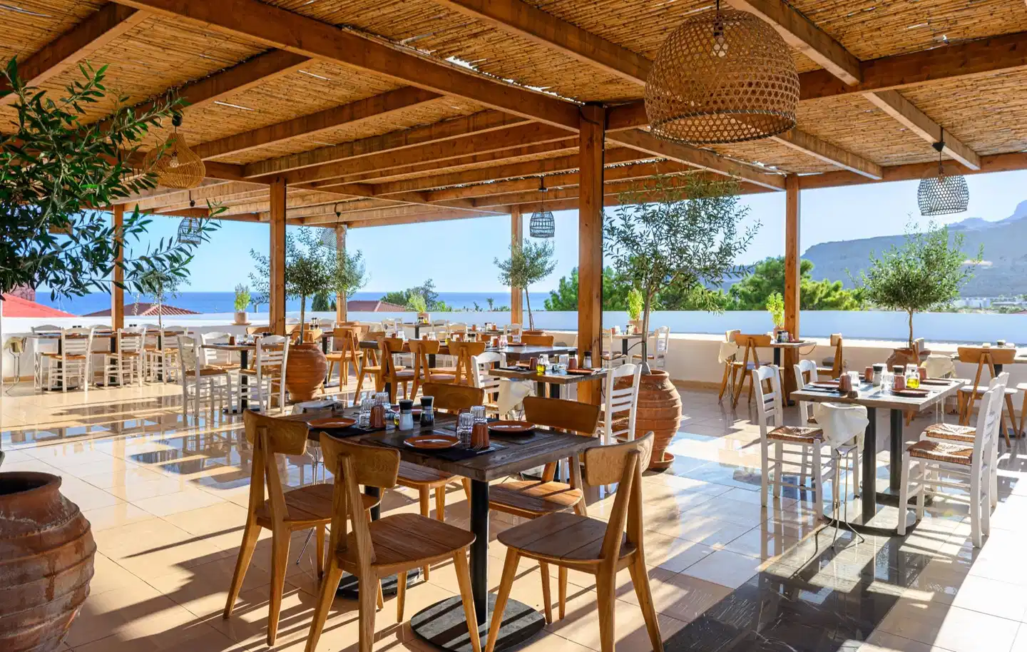 Costa Lindia Beach Resort & Spa Terrasse