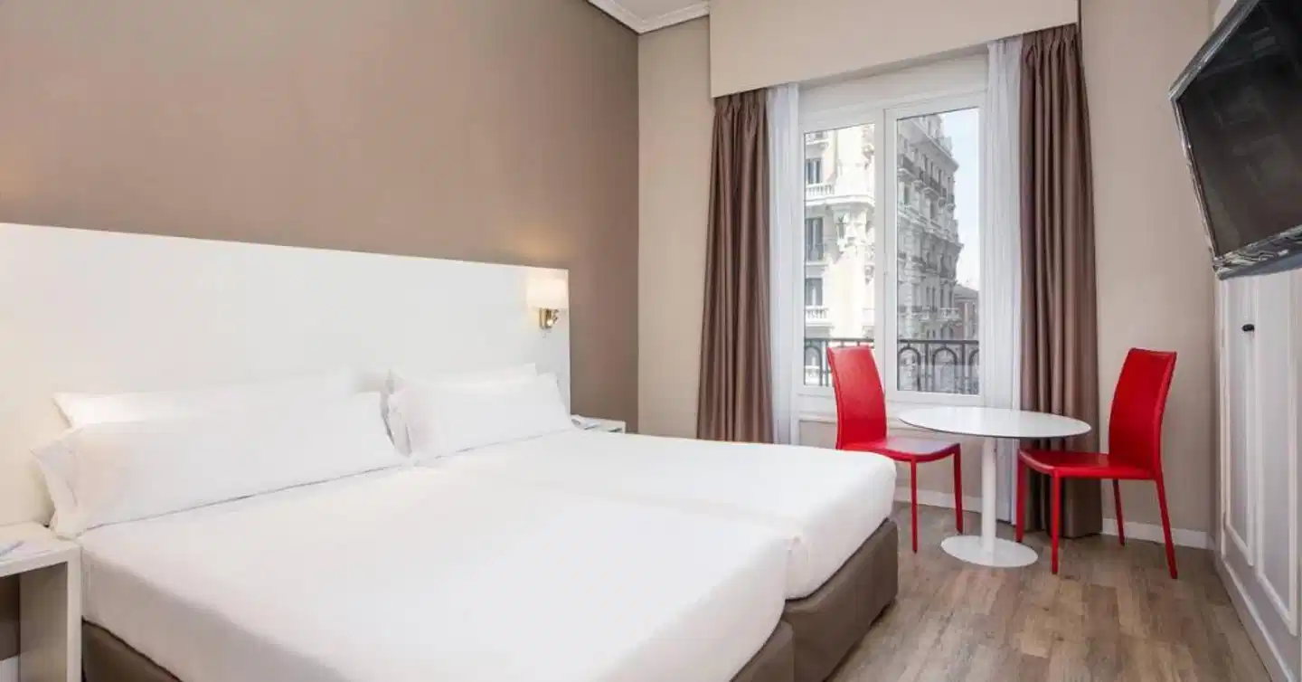 Madrid Gran Vía managed by Melia Wohnbeispiel