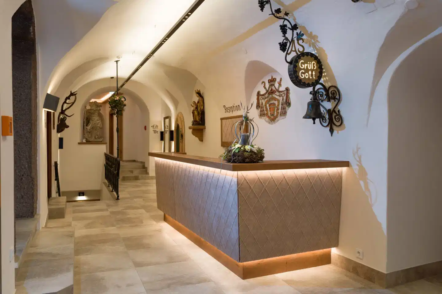 ALPEN GLÜCK HOTEL Unterm Rain Lobby