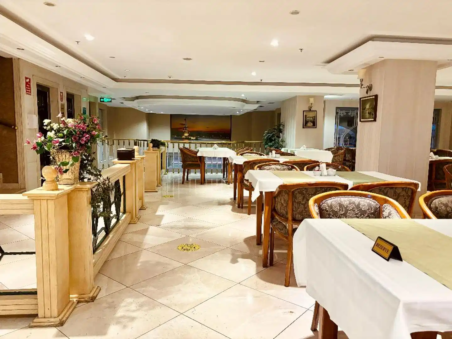 Askoc Hotel Restaurant