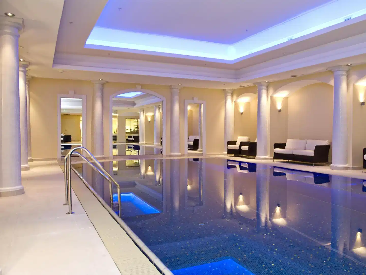 Britannia Hotel Hallenbad