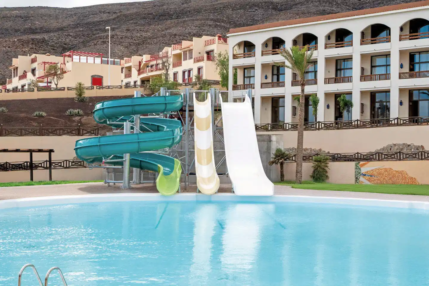 LIVVO Jandia Golf Pool