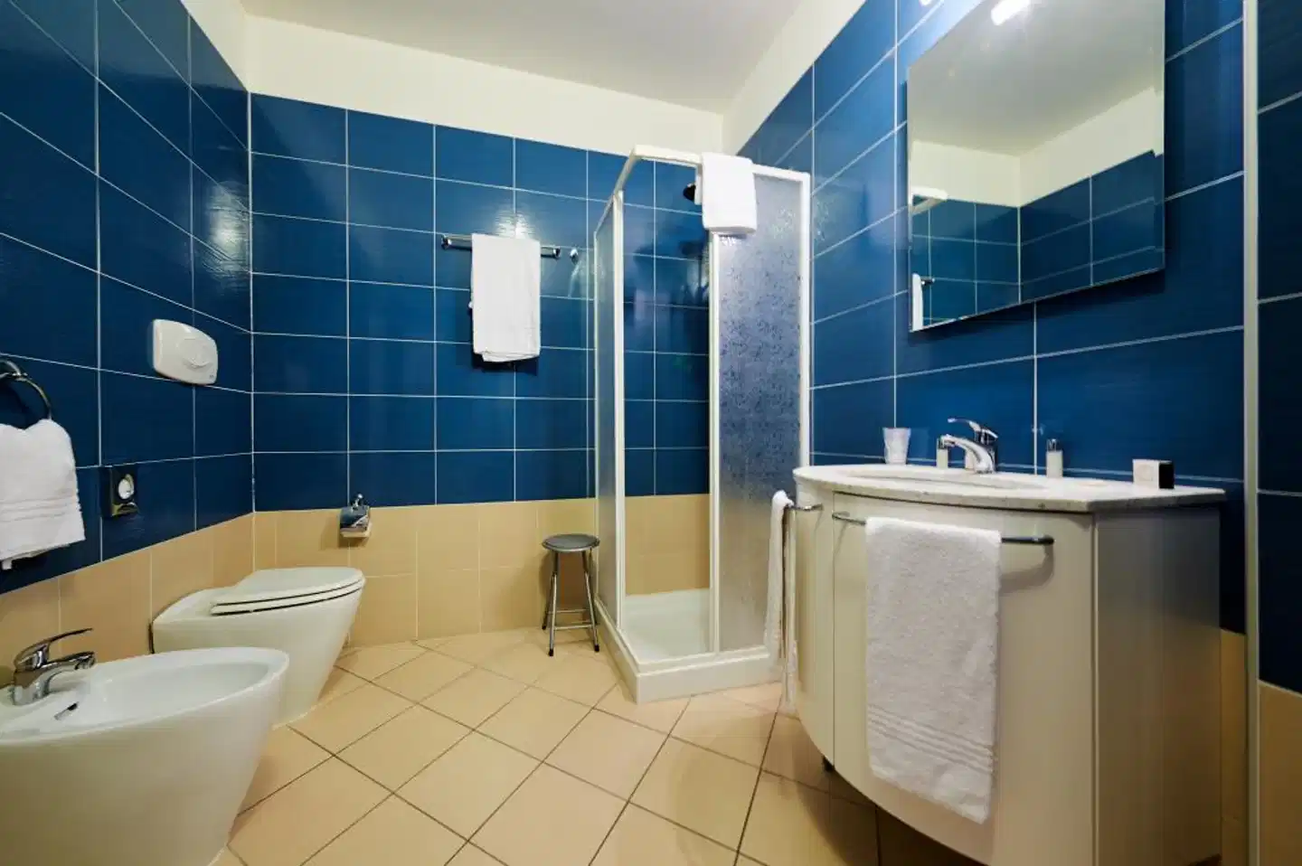 Bolgheri Marina Resort Badezimmer