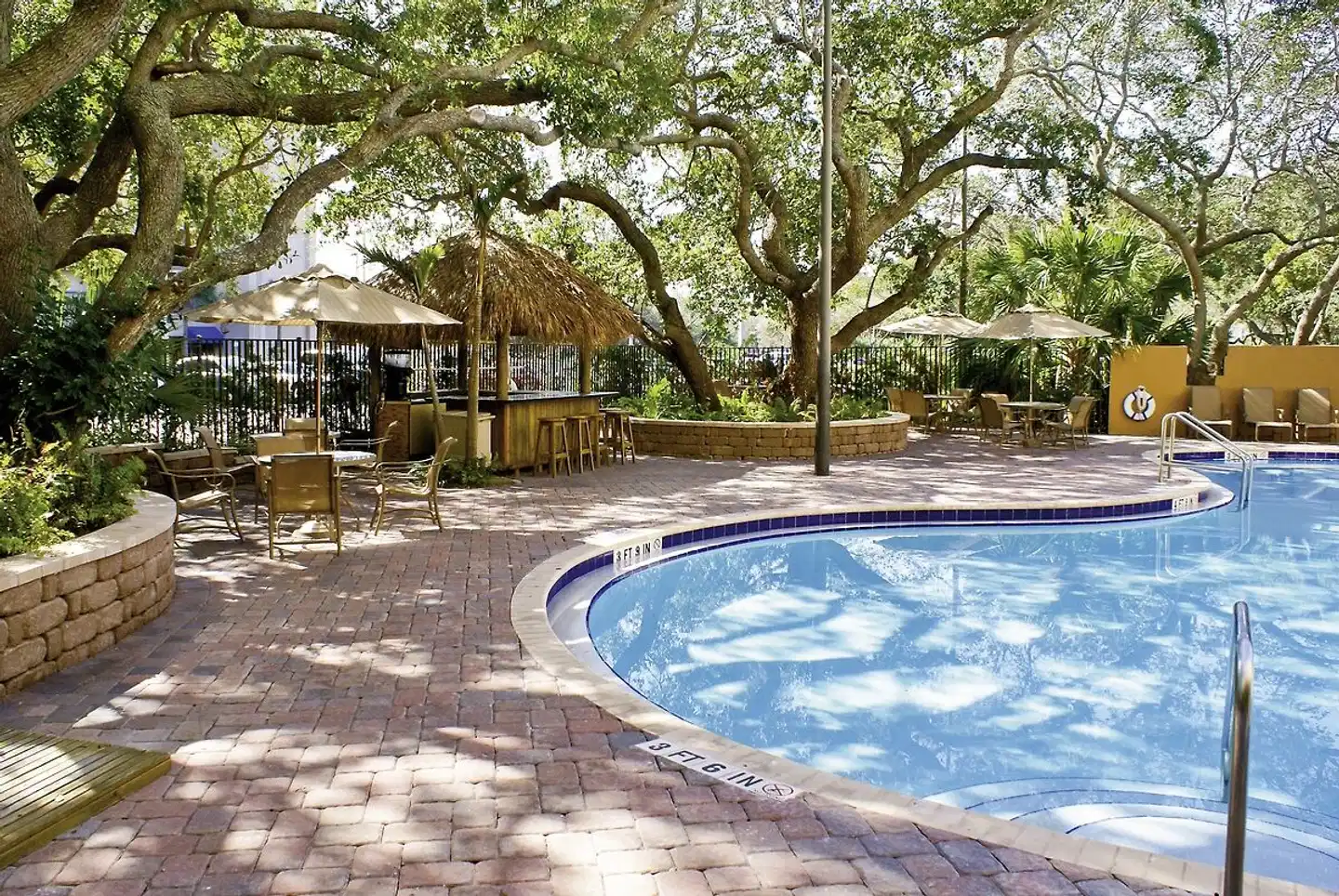 Courtyard Cocoa Beach - Cape Canaveral Wellness