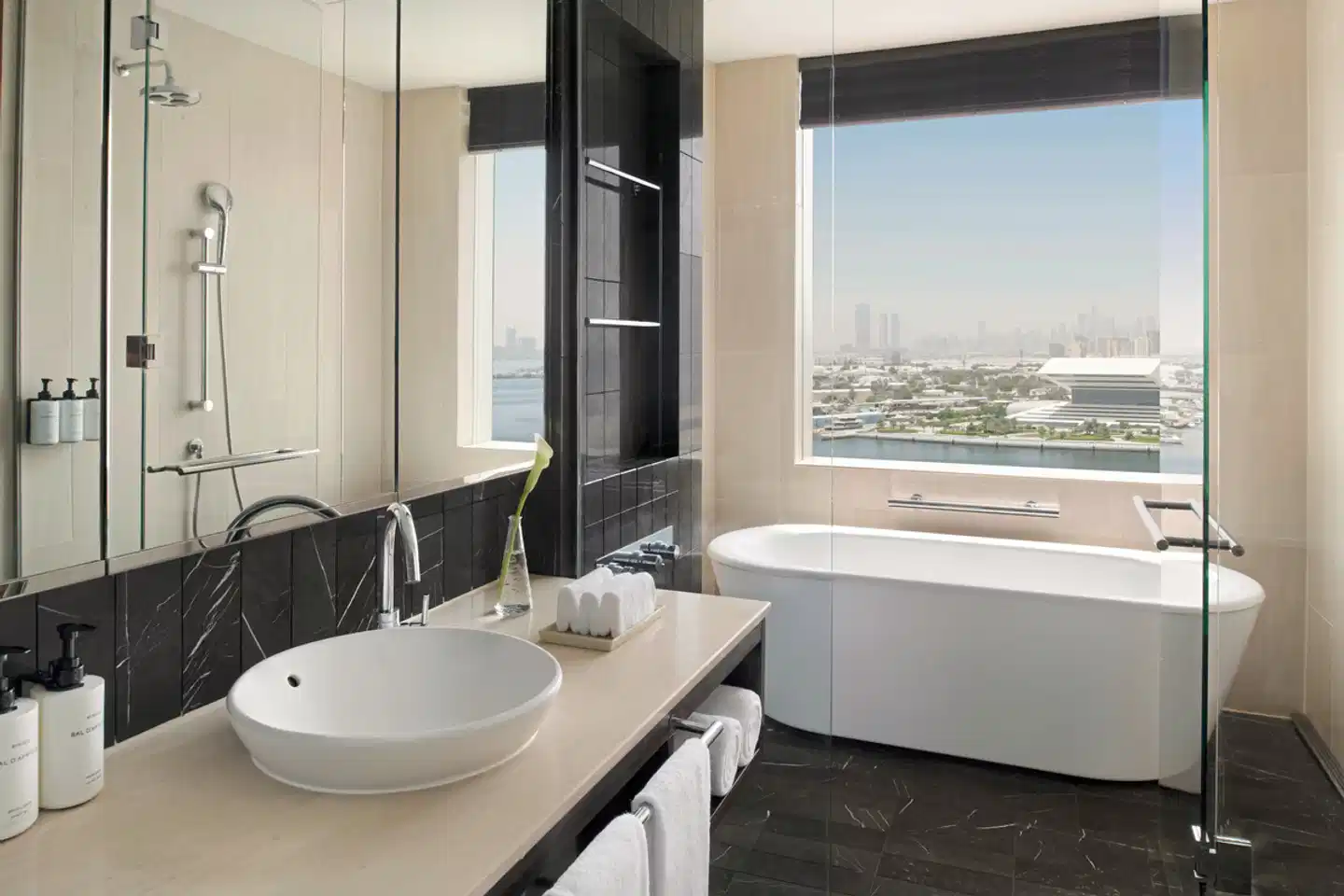 InterContinental Dubai Festival City Badezimmer