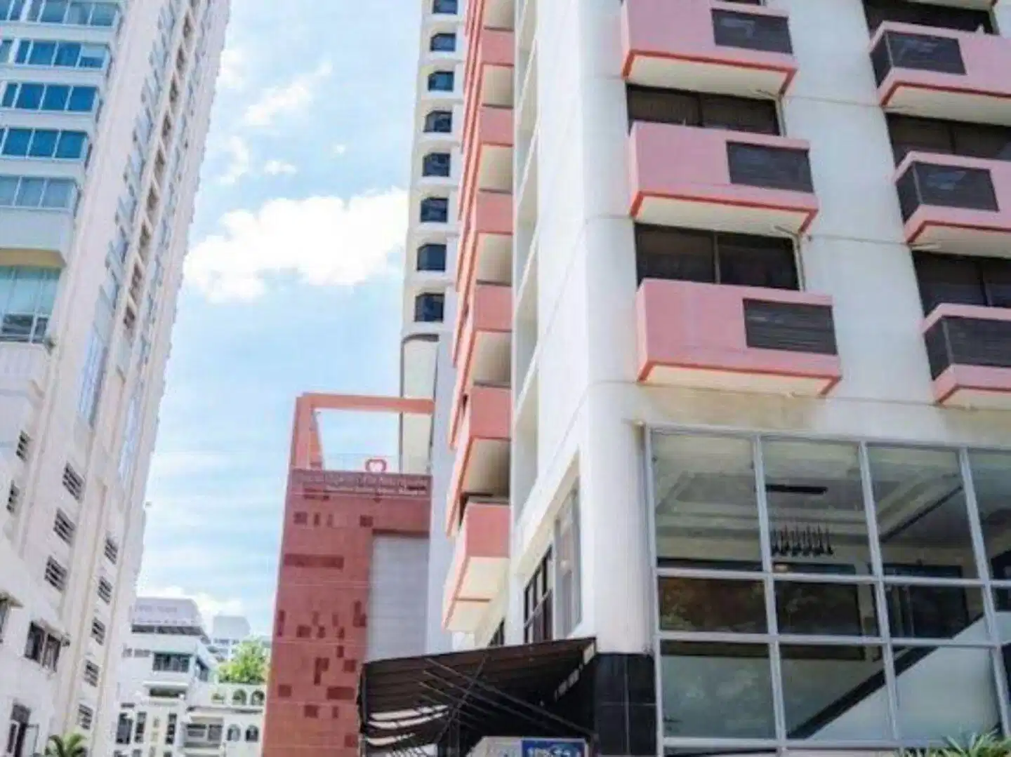 Bandara Suite Silom Aussenansicht