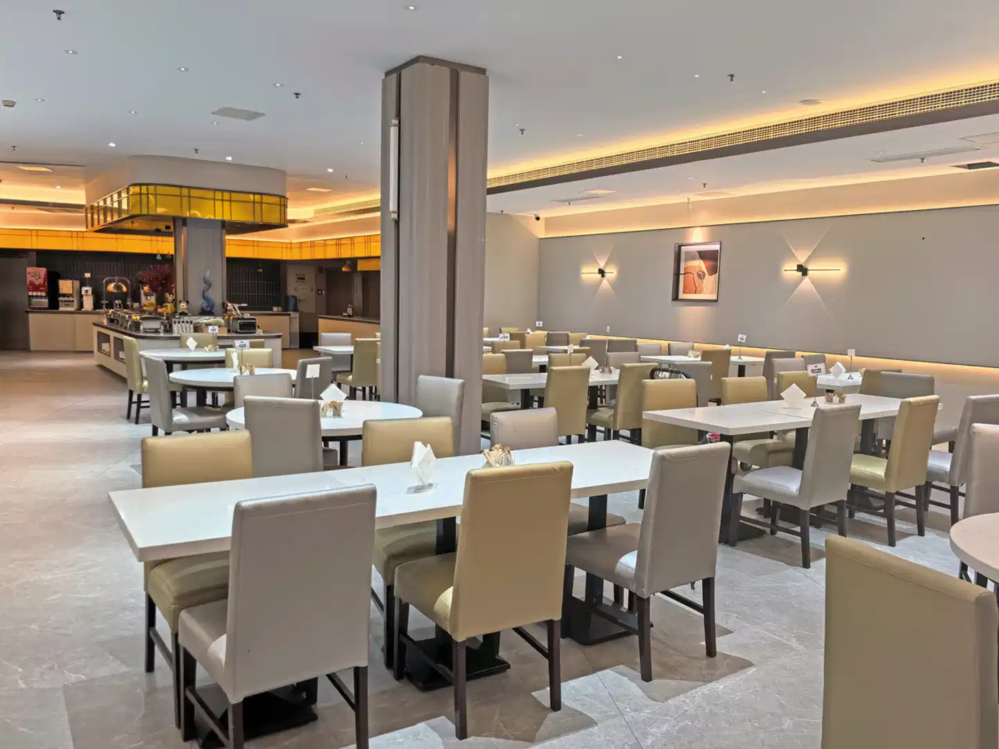 Holiday Inn Express Putuo Restaurant