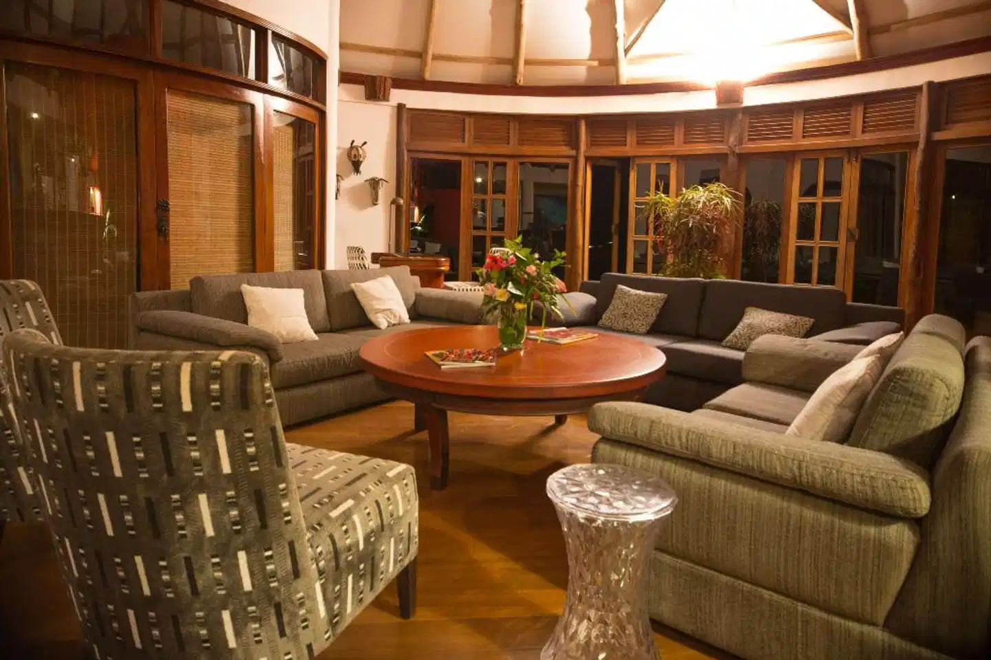 Royal Palm Galapagos Lobby