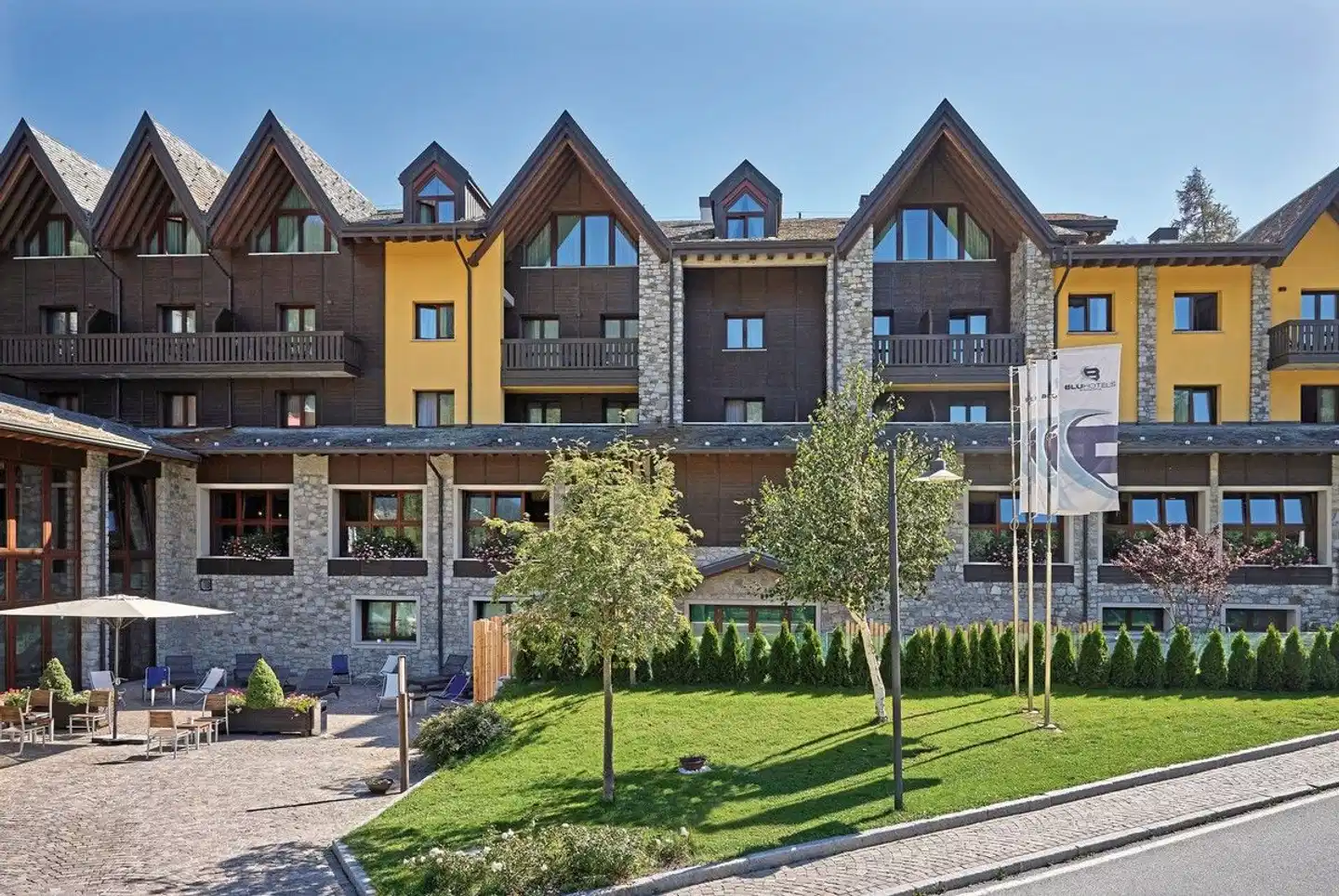 Blu Hotel Acquaseria Aussenansicht